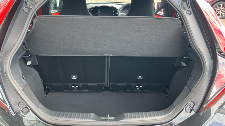 Toyota Aygo X 1.0 VVT-i Edge 5dr Petrol Hatchback